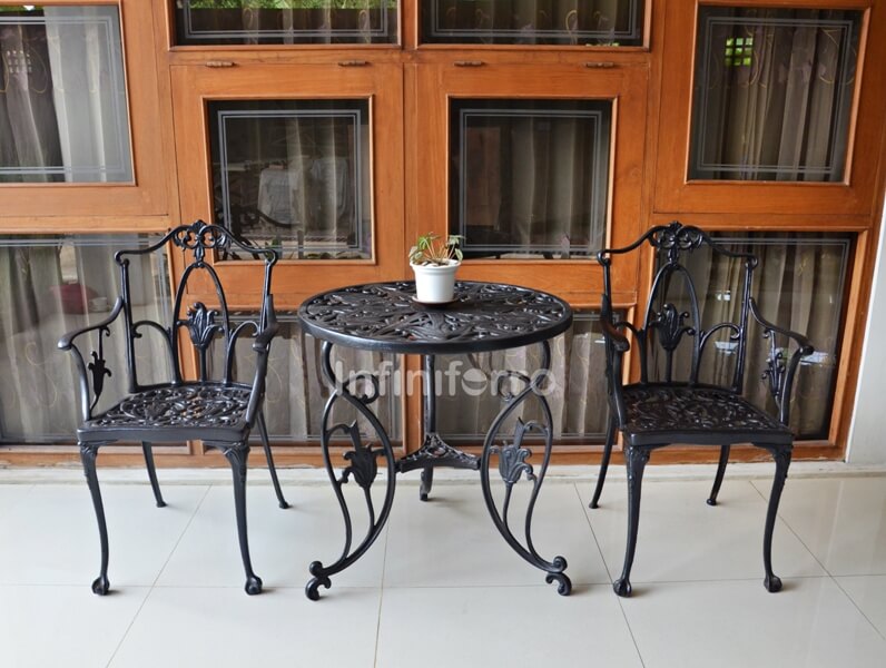 mensa outdoor furniture
